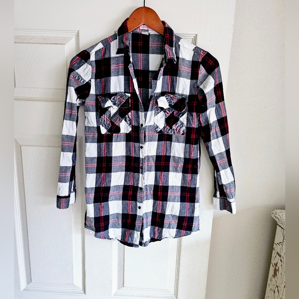 3/$15 Scooter Brown 10/12 Plaid Top Very Good Condition